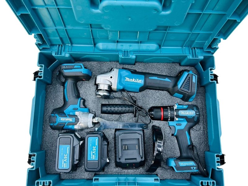 Набор бесщеточный 3в1 Makita: УШМ, шуруповерт, гайковерт 21V 4.0Ah 